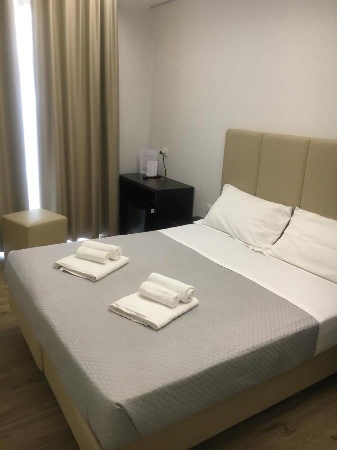 רימיני Hotel Saxon מראה חיצוני תמונה