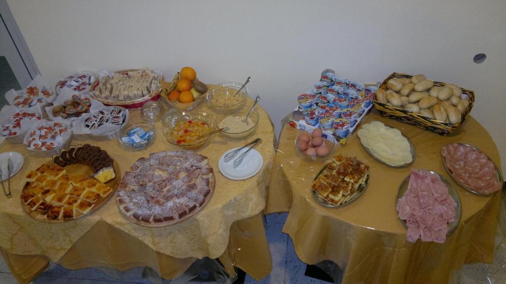רימיני Hotel Saxon מראה חיצוני תמונה