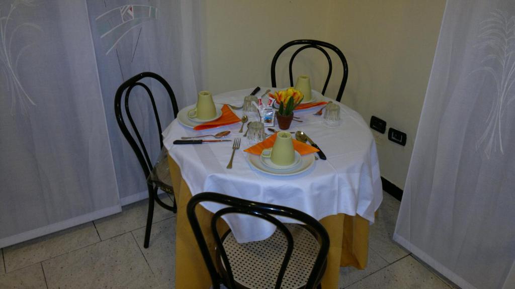 רימיני Hotel Saxon מראה חיצוני תמונה