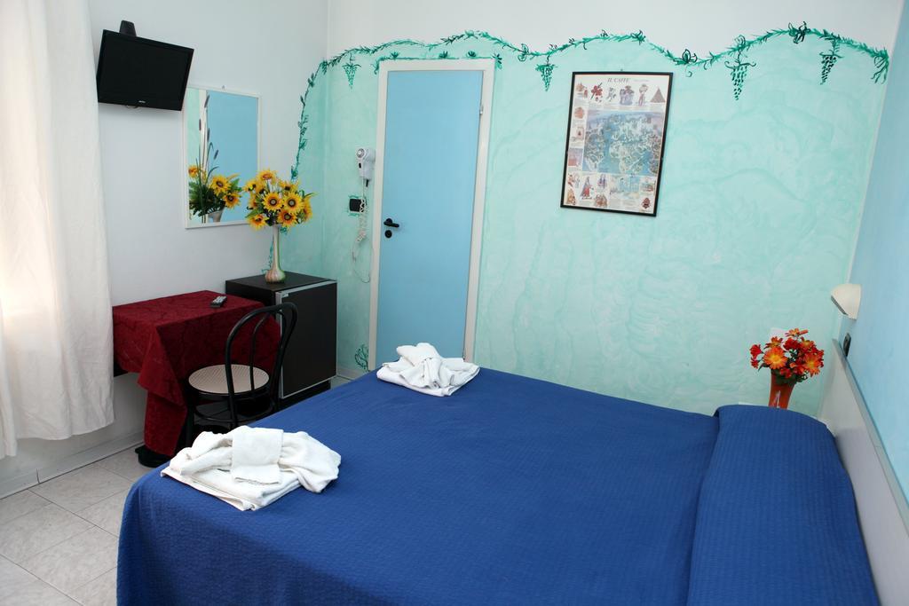 רימיני Hotel Saxon חדר תמונה