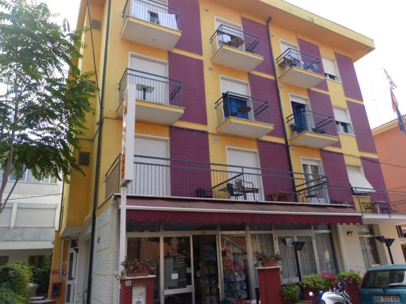 רימיני Hotel Saxon מראה חיצוני תמונה